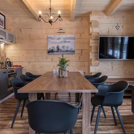 Udanypobyt Sywarne Prestige Willa