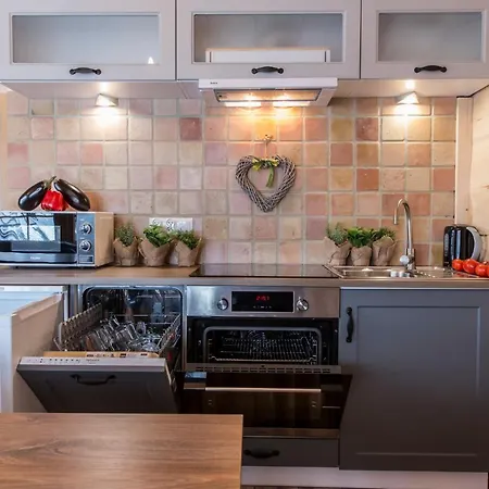 Willa Udanypobyt Sywarne Prestige *