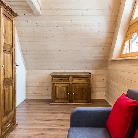 Willa Udanypobyt Sywarne Prestige