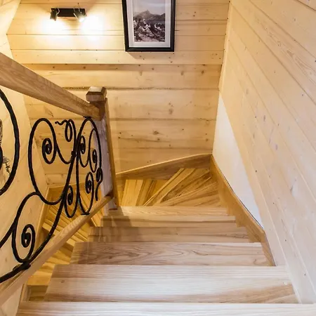 Udanypobyt Sywarne Prestige *